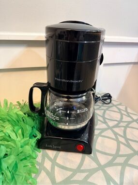Hamilton Beach Aroma Express Compact Coffee Maker
